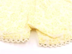 Wheat shorts Ina lemon flowers